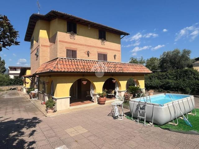 Casa in vendita a Roma Capitale, Lazio