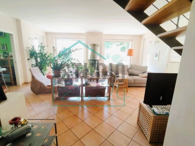 Casa in vendita a Montebello, Cenerente