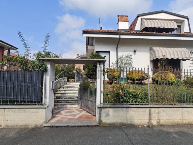 Casa in vendita a Volpiano, Torino