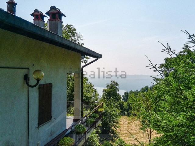 Casa in vendita a Monte, Massino Visconti