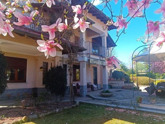 Casa in vendita a Piemonte, Novara