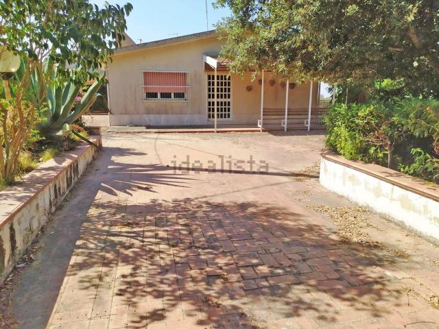 Casa in vendita a Caltagirone, Sicilia