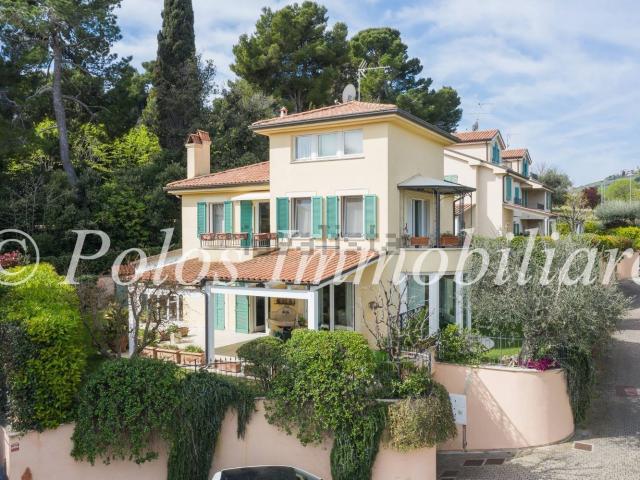 Casa in vendita a Marche, Fermo
