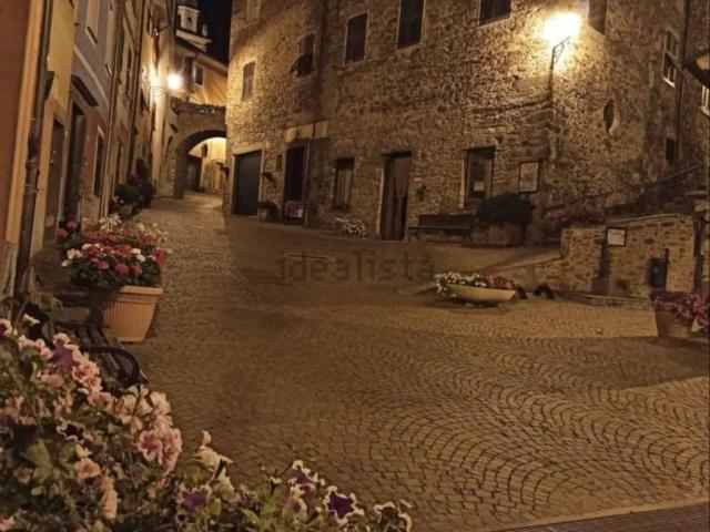 Casa in vendita a Pignone, Liguria
