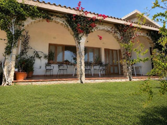 Casa in vendita a Pula, Sardigna/Sardegna