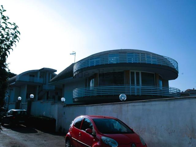 Casa in vendita a Giugliano In Campania, Campania