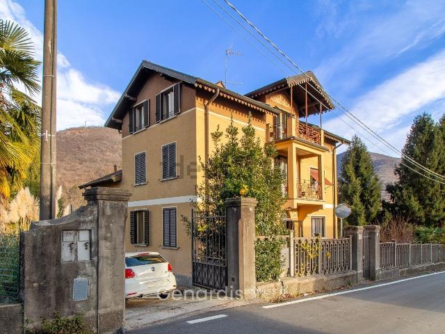 Casa in vendita a Comunità Montana Valli del Verbano, Dumenza