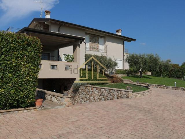 Casa in vendita a Fezzardi, Castiglione delle Stiviere