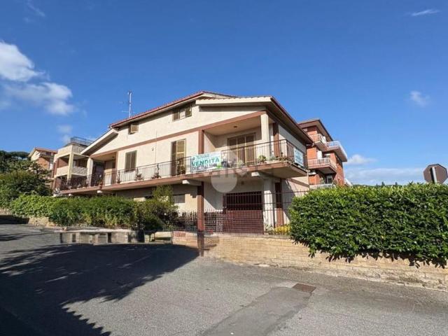 Casa in vendita a Roma Capitale, Lazio