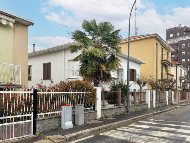 Casa in vendita a Corsico, Lombardia