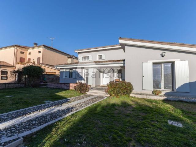 Casa in vendita a Casalmoro, Lombardia