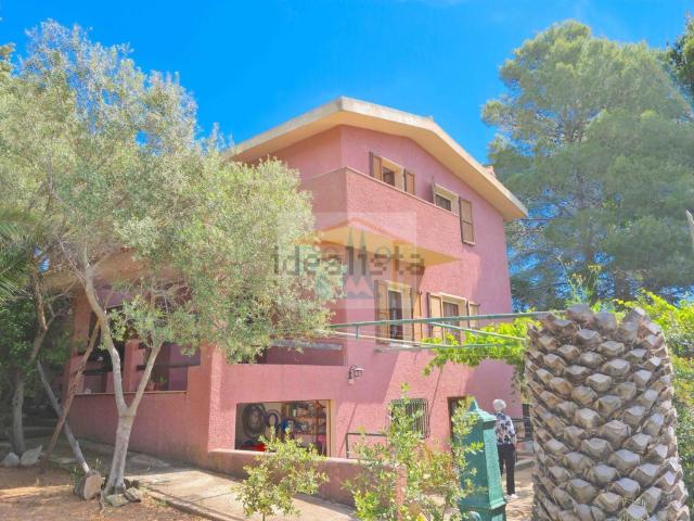 Casa in vendita a Sa 'e Mimmiu, Capo Comino