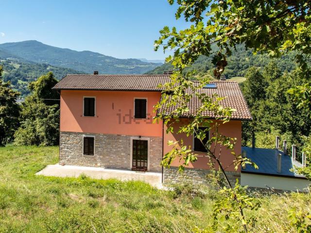 Casa in vendita a Unione dei comuni del Distretto Ceramico, Palagano