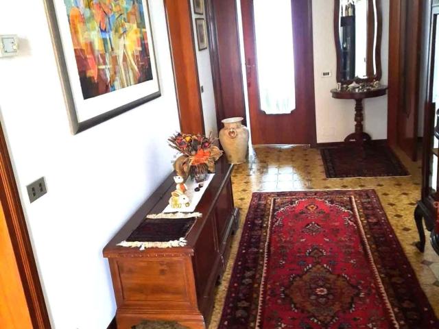 Casa in vendita a Volpago Del Montello, Veneto