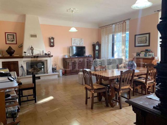 Casa in vendita a Marche, Ancona
