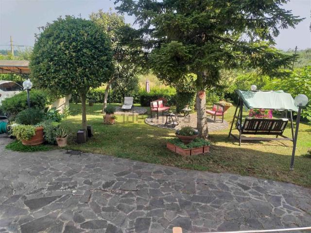 Casa in vendita a Signa, Toscana