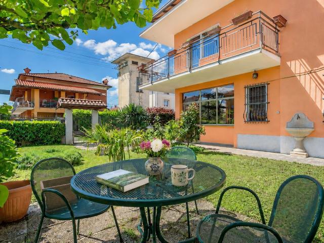 Casa in vendita a Brembate Di Sopra, Lombardia