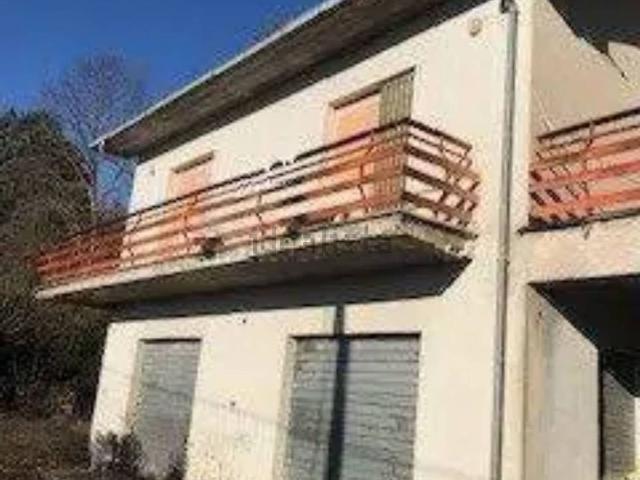 Casa in vendita a Borgorose, Lazio