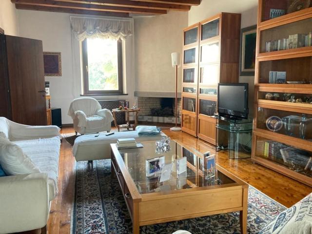 Casa in vendita a Borgo Pracchiuso, Reana Del Roiale