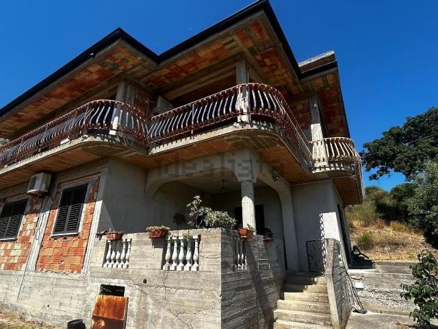 Casa in vendita a Calabria, Reggio Calabria