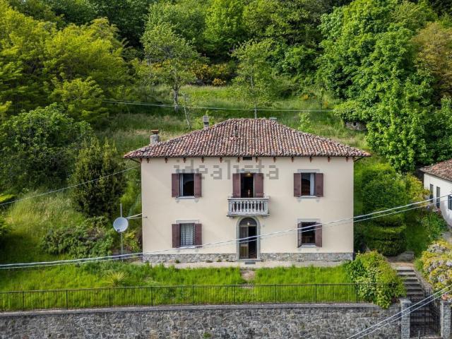 Casa in vendita a Unione Comuni Garfagnana, Castiglione Di Garfagnana