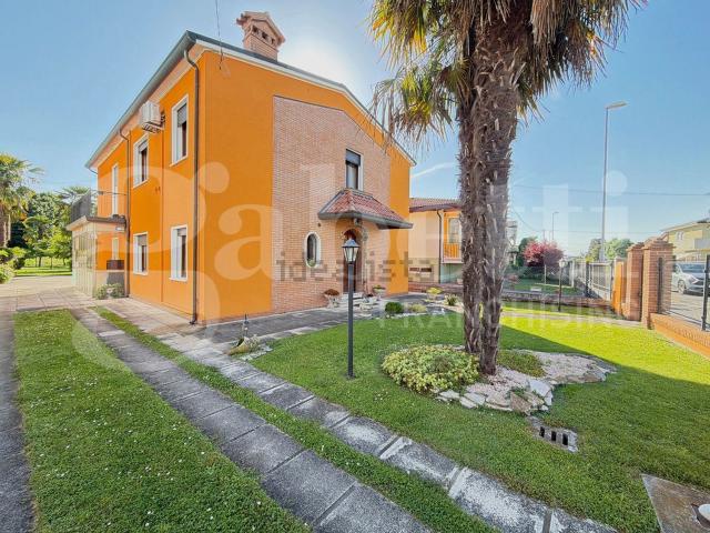 Casa in vendita a Quartiere Sant'Anna, Piove Di Sacco