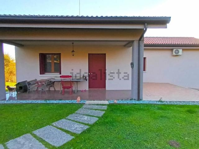 Casa in vendita a Refrontolo, Veneto