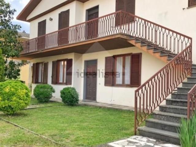 Casa in vendita a Montefiascone, Lazio