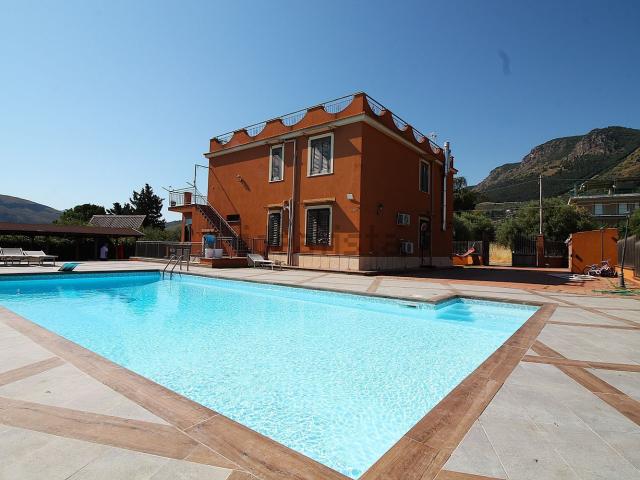 Casa in vendita a San Nicola l'Arena, Trabia