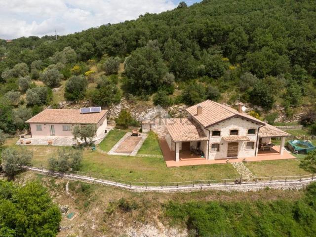 Casa in vendita a Collelungo, Casaprota