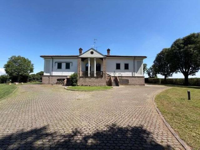 Casa in vendita a Unione dei comuni del Sorbara, Bomporto