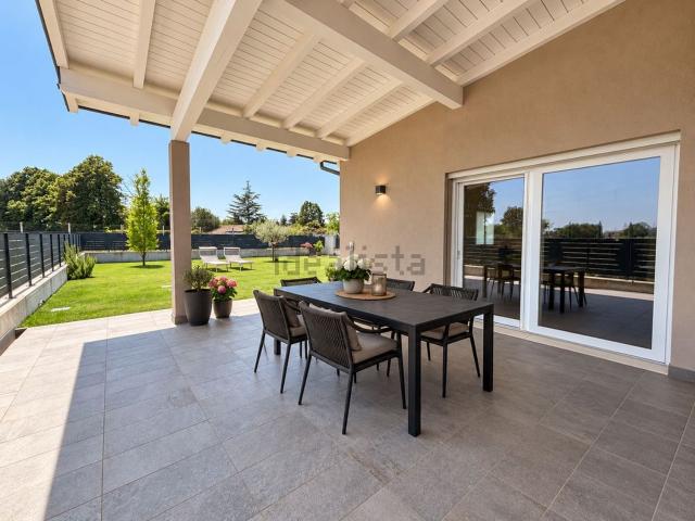Casa in vendita a Borgo Roma, Verona
