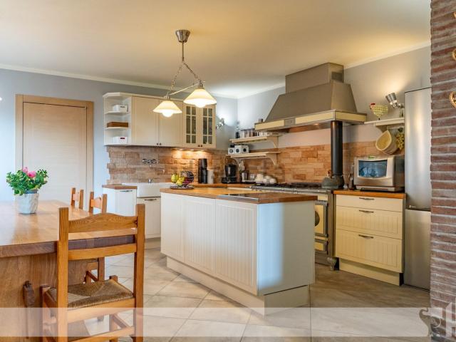 Casa in vendita a Farra Di Soligo, Veneto