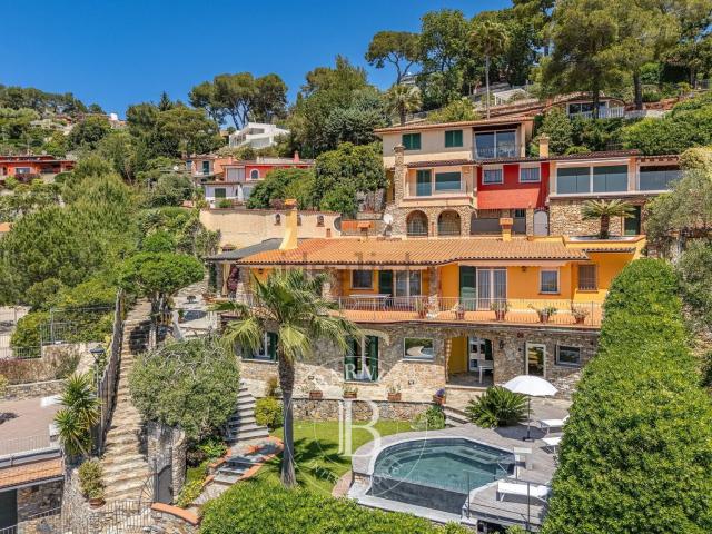 Casa in vendita a Andora, Liguria