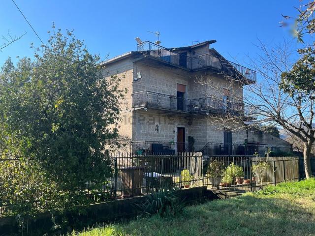 Casa in vendita a Limatola, Campania