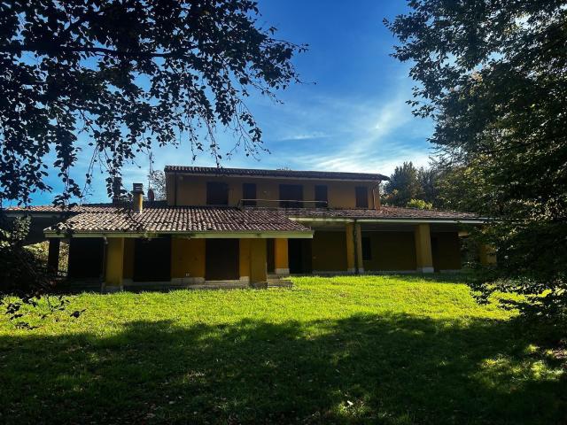 Casa in vendita a Carcegna, Miasino