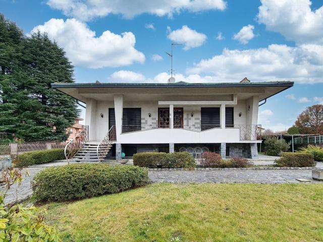 Casa in vendita a Birago, Lentate Sul Seveso