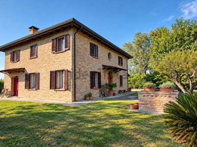 Casa in vendita a Mirabello, Terre del Reno