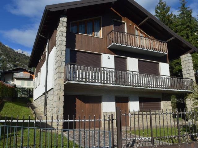 Casa in vendita a Dorga, Castione Della Presolana