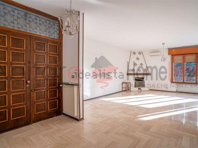 Casa in vendita a Rorai Grande, Pordenone