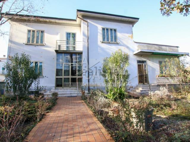Casa in vendita a Poggio Rusco, Lombardia