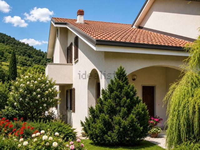 Casa in vendita a Castiglione Torinese, Piemonte