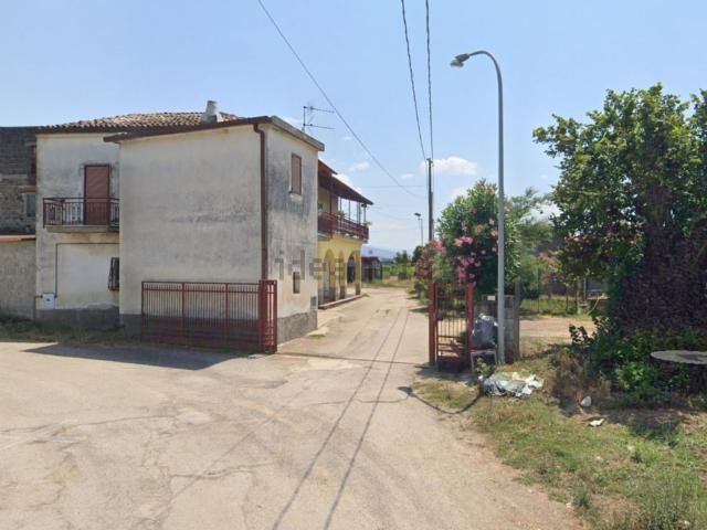 Casa in vendita a Puglianello, Campania