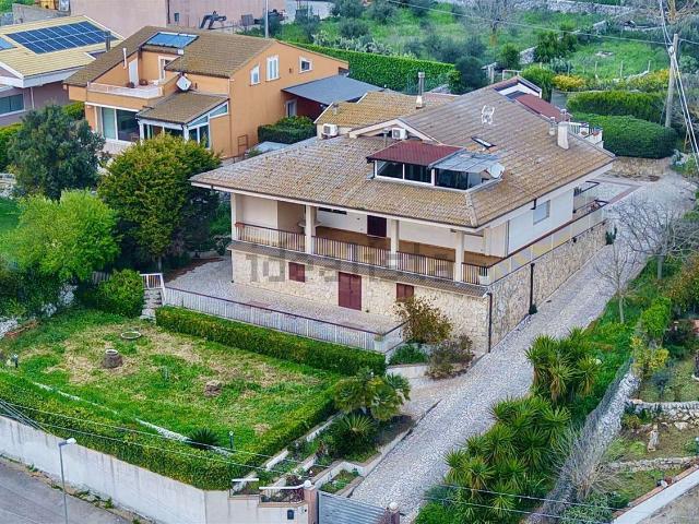 Casa in vendita a Cimillà, Ragusa