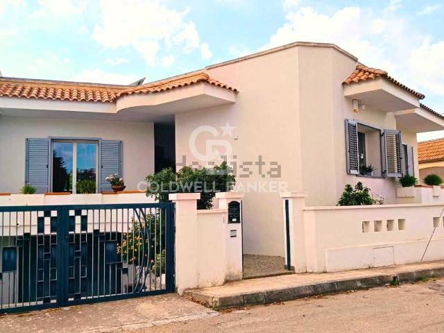 Casa in vendita a Taviano, Lecce