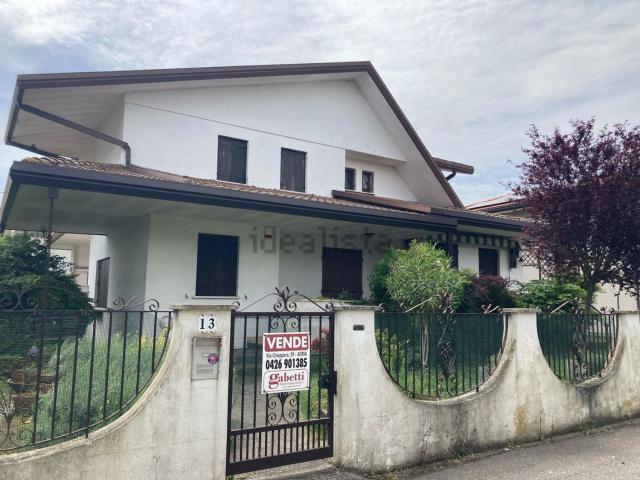 Casa in vendita a Adria, Veneto