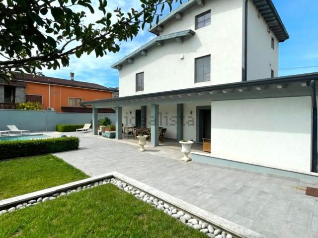 Casa in vendita a Gambara, Brescia
