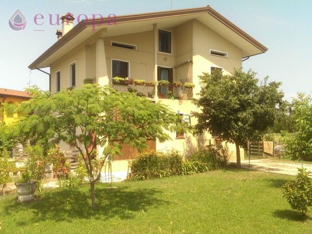 Casa in vendita a Sesto Al Reghena, Friuli-Venezia Giulia