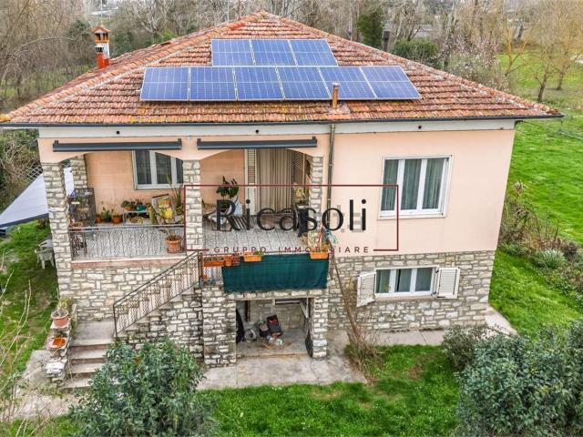 Casa in vendita a Bagni Di Lucca Ponte, Toscana