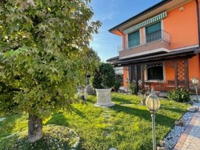 Casa in vendita a Monterosso, Abano Terme Bagni